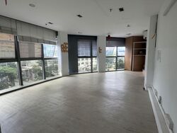 Nam Peng Building (D7), Office #606592291